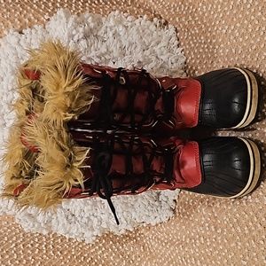 Stylish Red and Black Women's Winter Boots